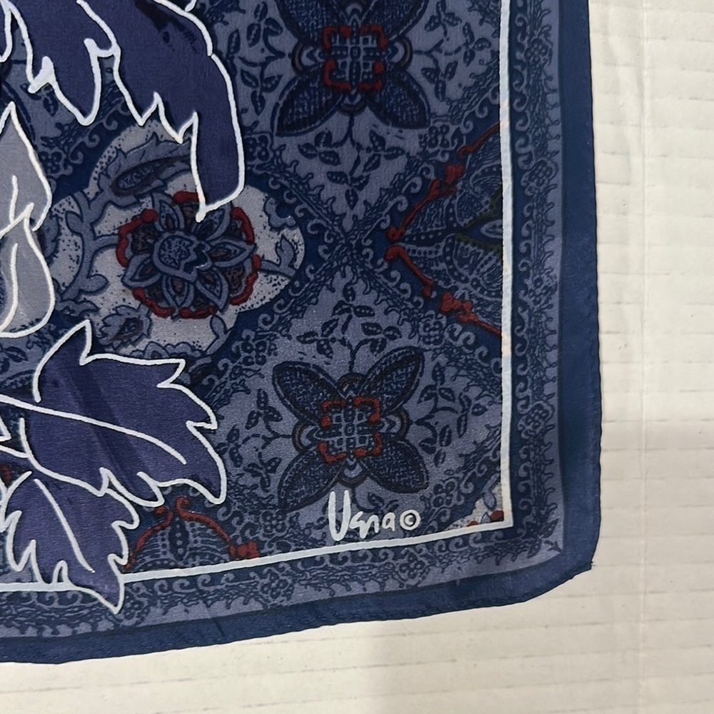 Vintage Ugra all silk Floral patterned Blue white maroon Gray Scarf lightweight - Picture 4 of 8